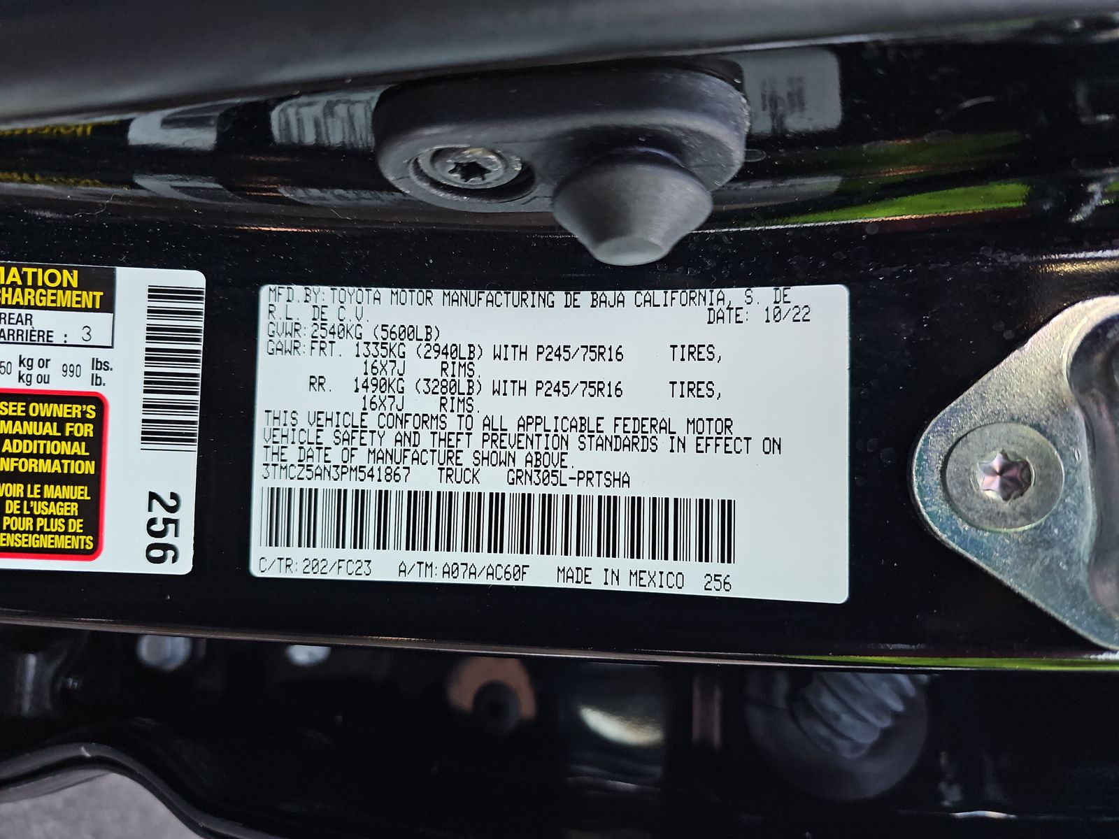 2023 Toyota Tacoma SR5 AWD