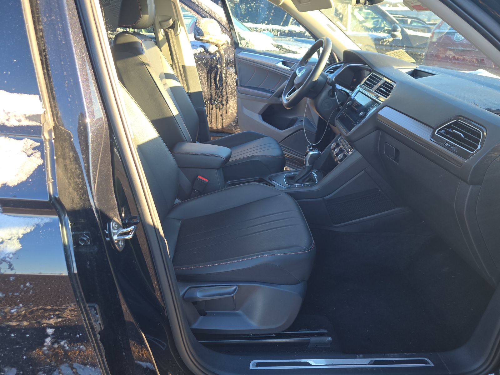 2024 Volkswagen Tiguan 2.0T Wolfsburg Edition FWD