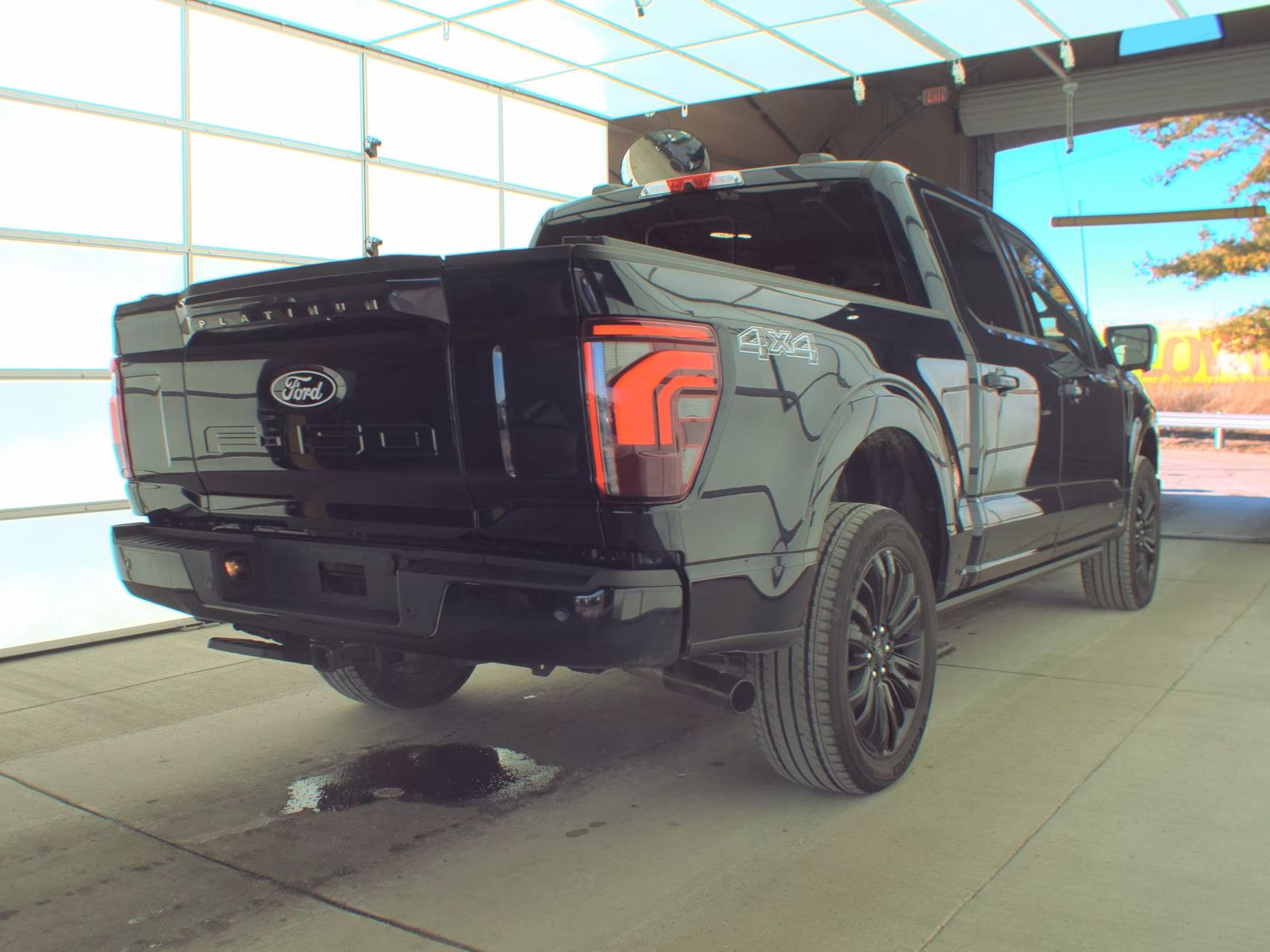 2025 Ford F-150 Hybrid Platinum AWD