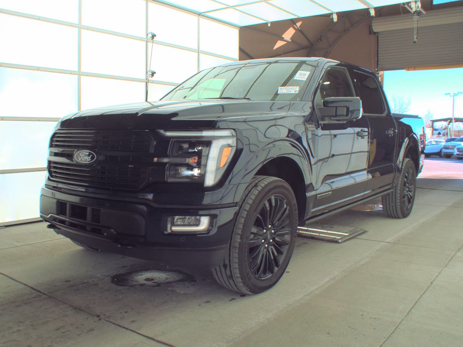 2025 Ford F-150 Hybrid Platinum AWD