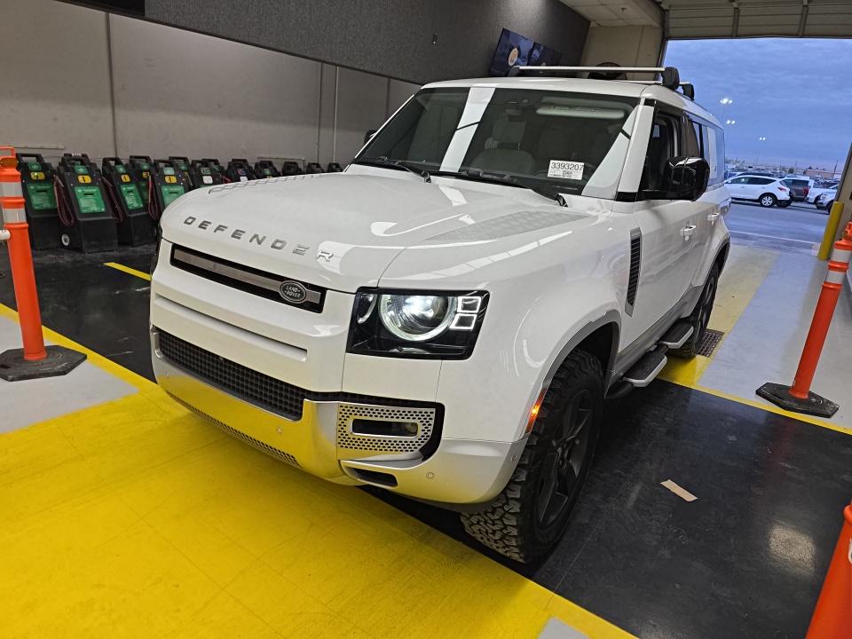2023 Land Rover Defender 130 First Edition AWD