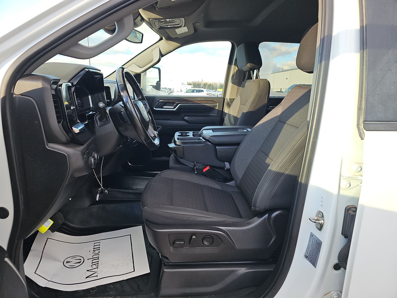 2024 Chevrolet Silverado 3500HD LT AWD