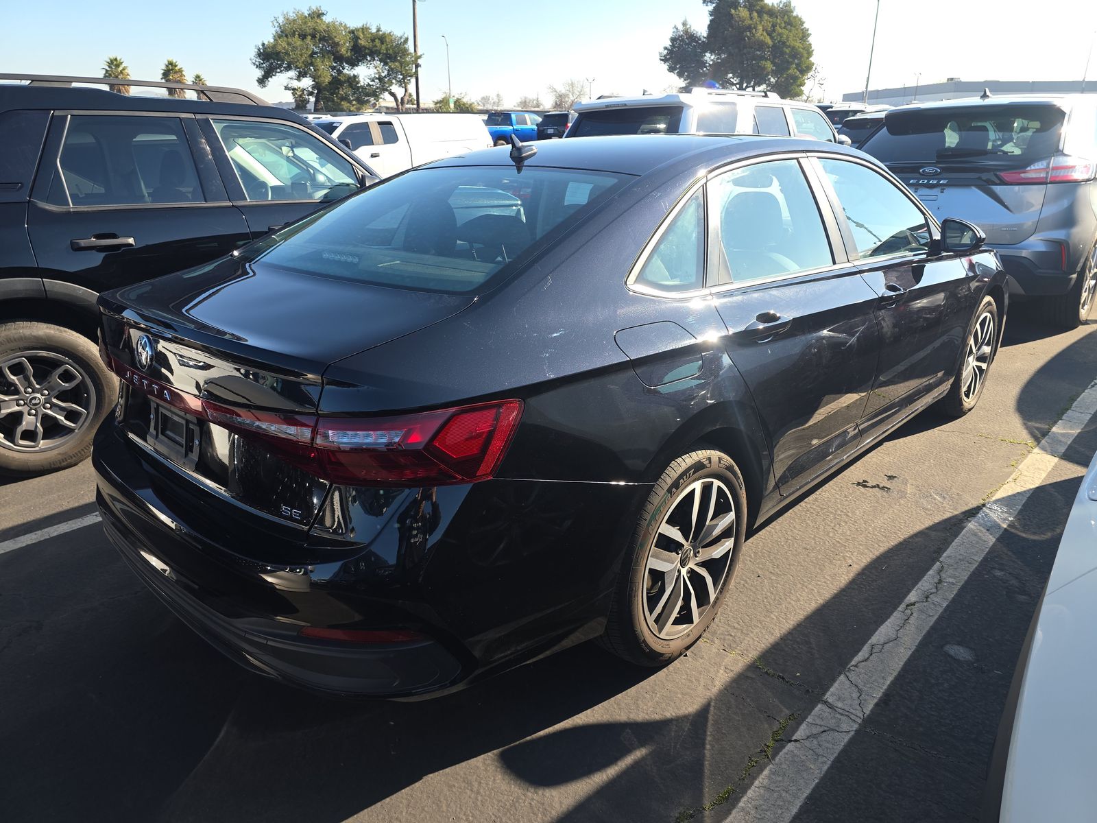 2025 Volkswagen Jetta 1.5T SE FWD