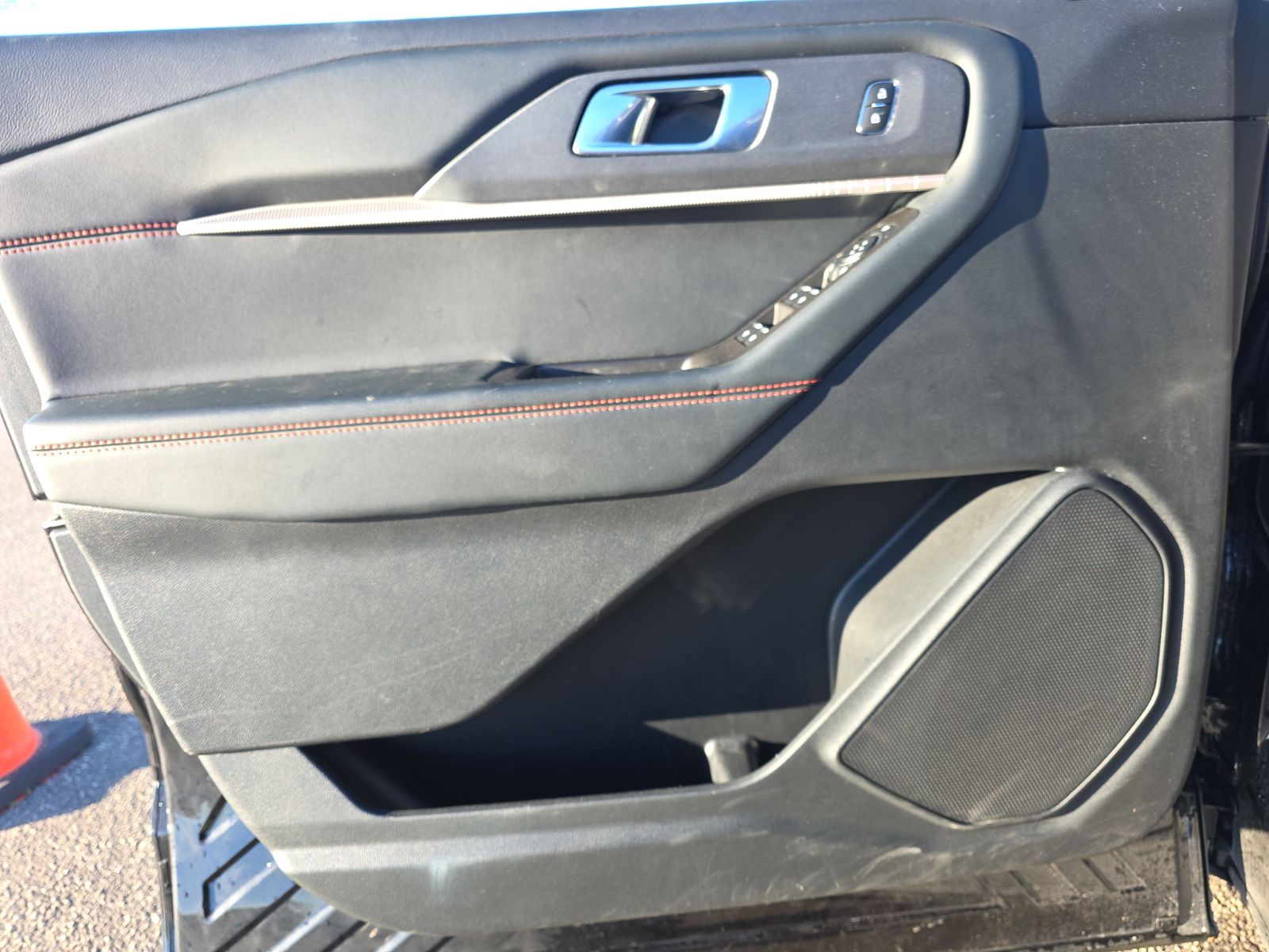 2025 Ford Explorer ST-Line AWD