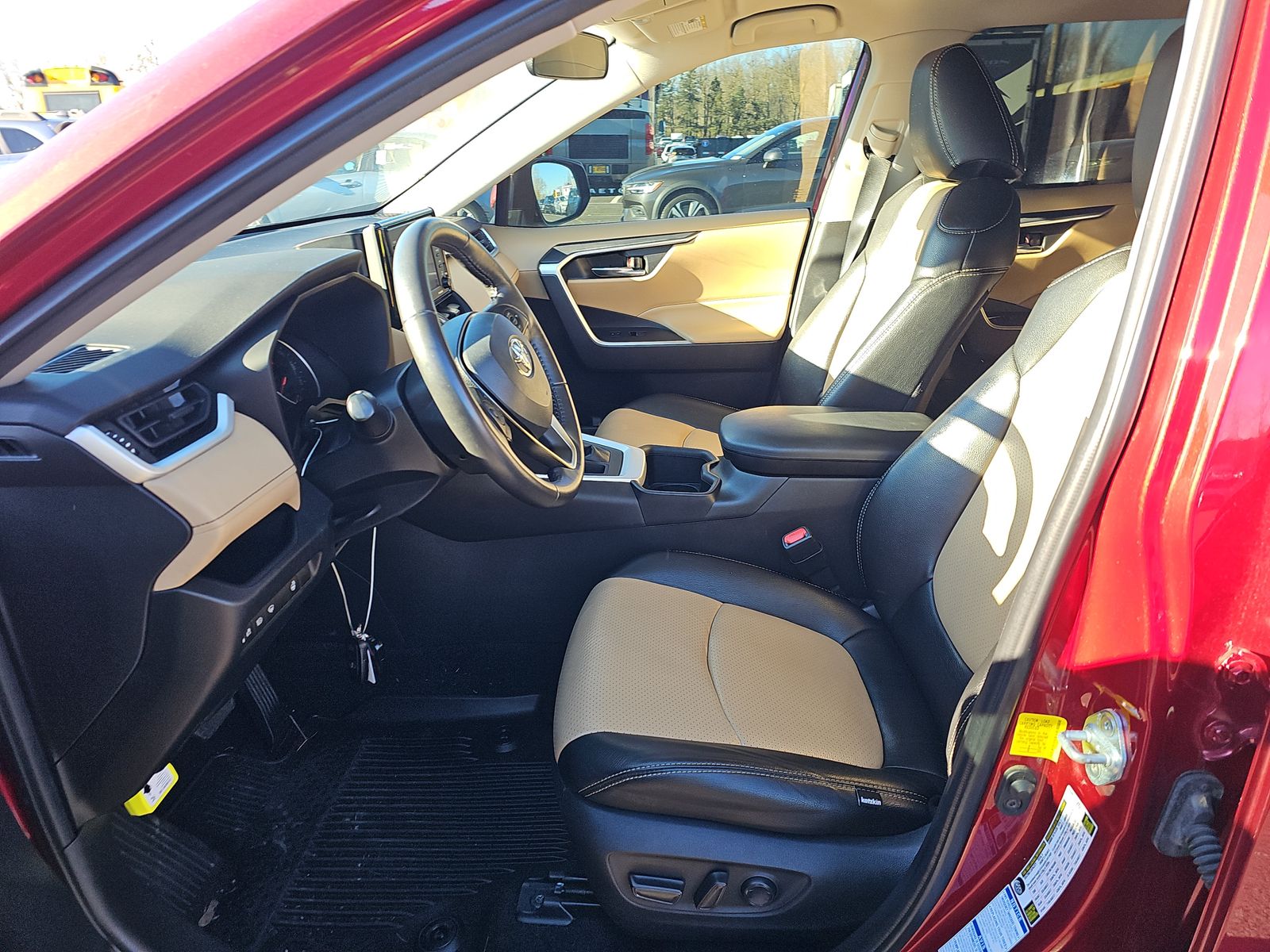 2022 Toyota RAV4 XLE AWD