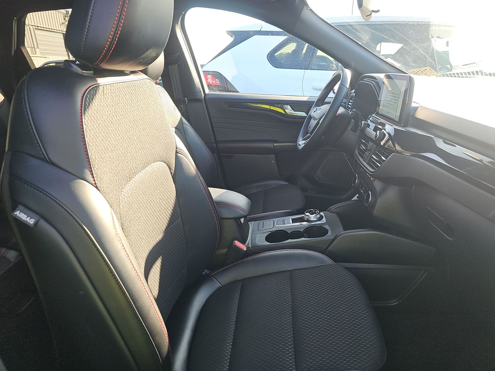 2025 Ford Escape ST-Line AWD