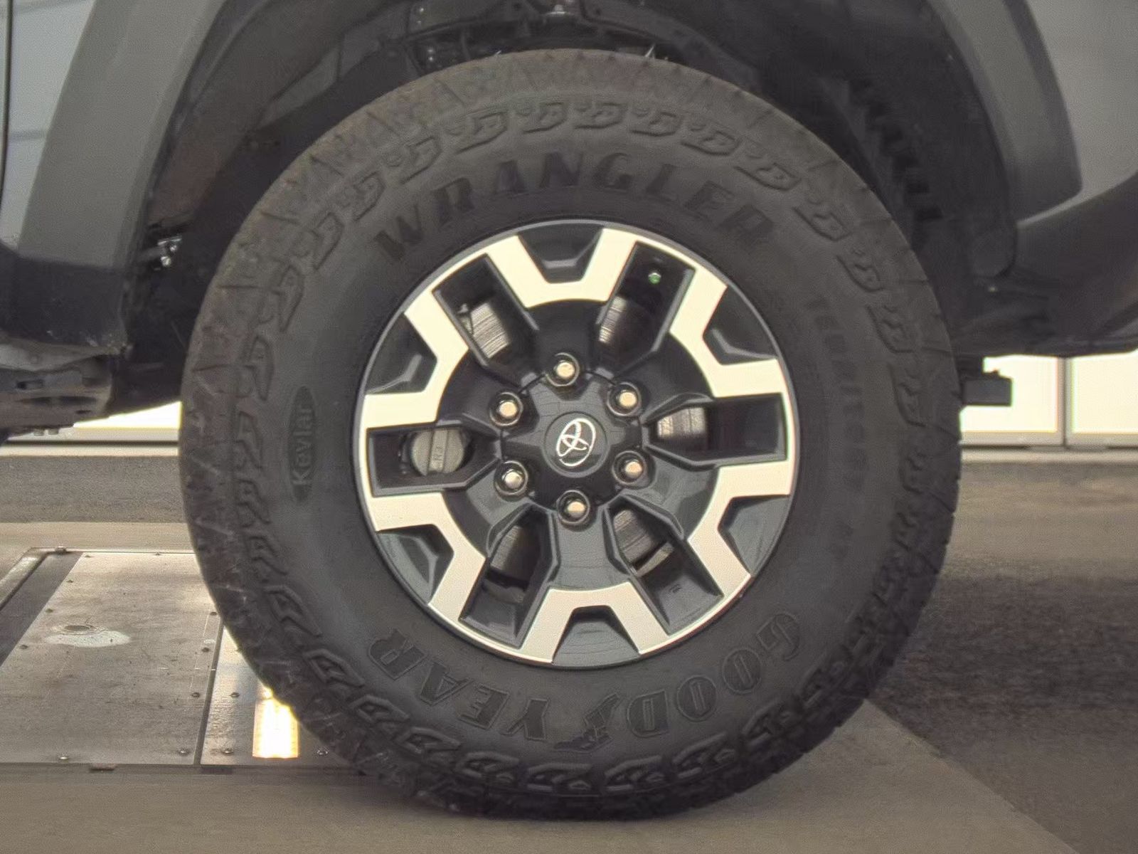 2023 Toyota Tacoma TRD Off-Road AWD