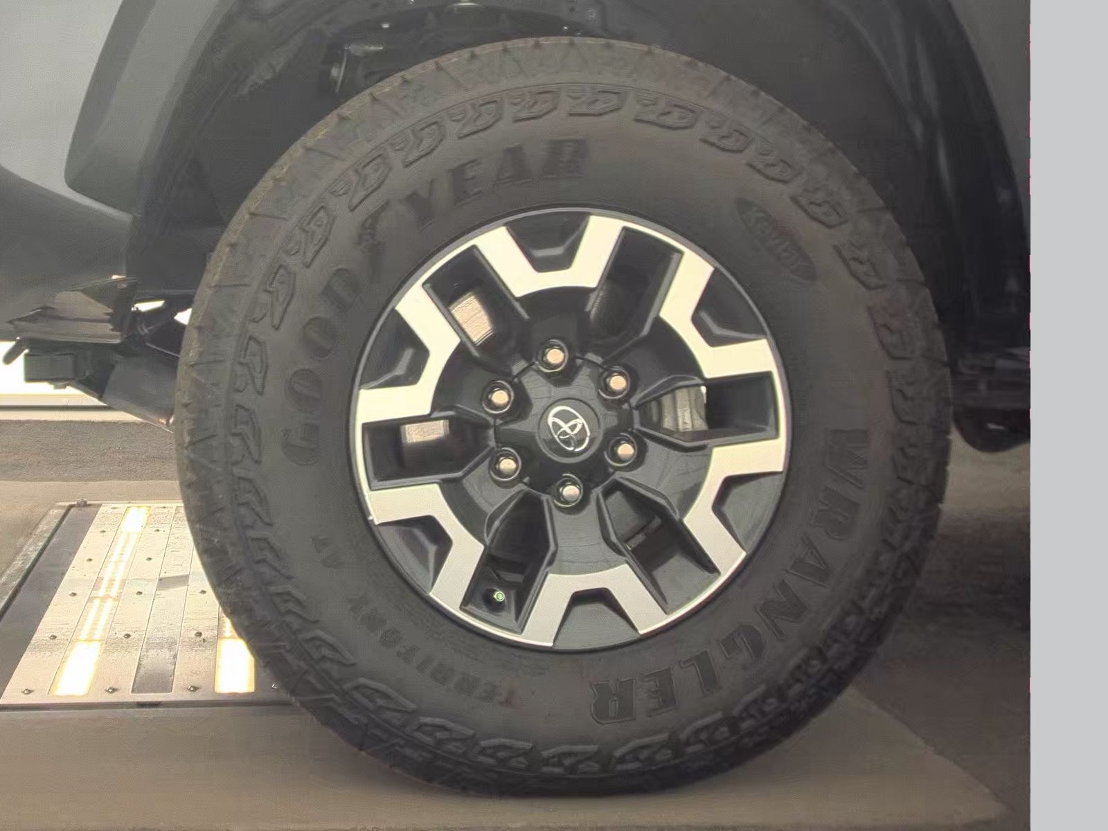 2023 Toyota Tacoma TRD Off-Road AWD