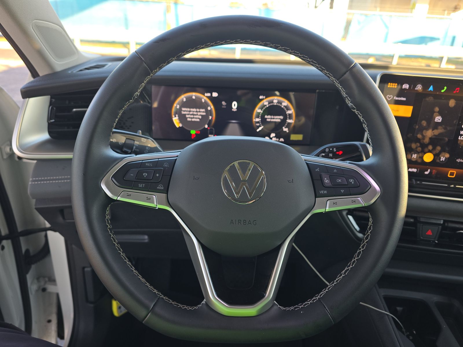 2025 Volkswagen Tiguan 2.0T SE AWD