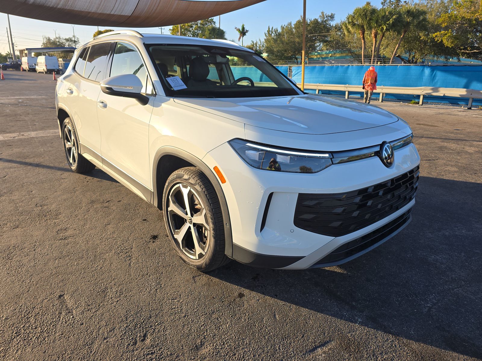 2025 Volkswagen Tiguan 2.0T SE AWD