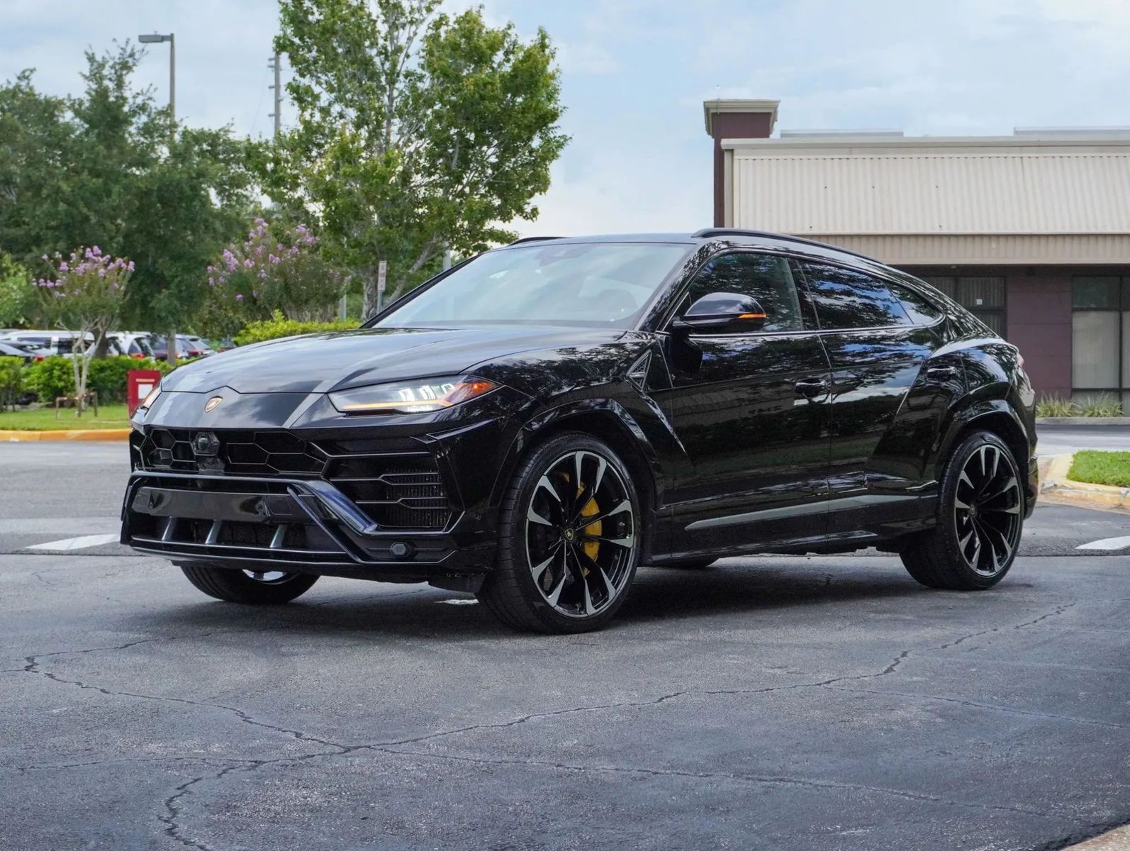 2019 Lamborghini Urus Base AWD
