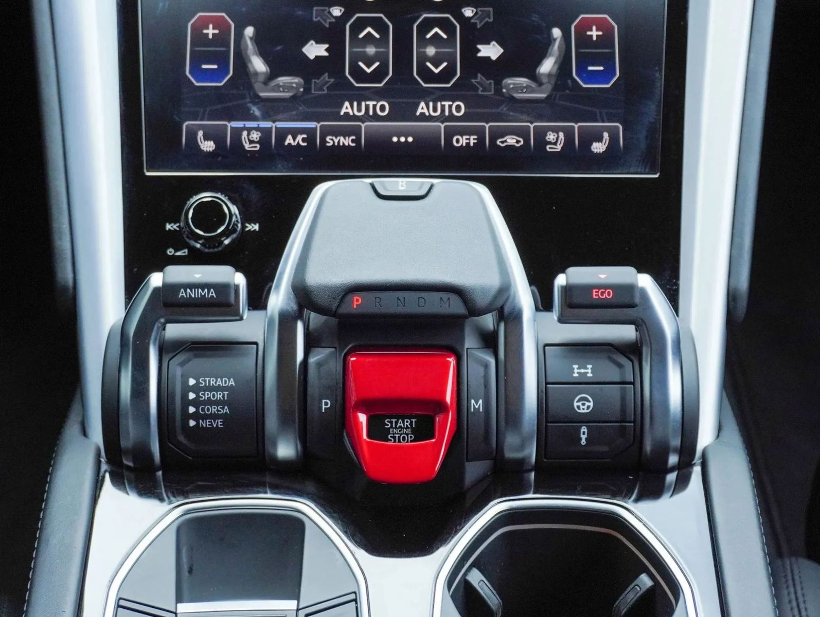 2019 Lamborghini Urus Base AWD