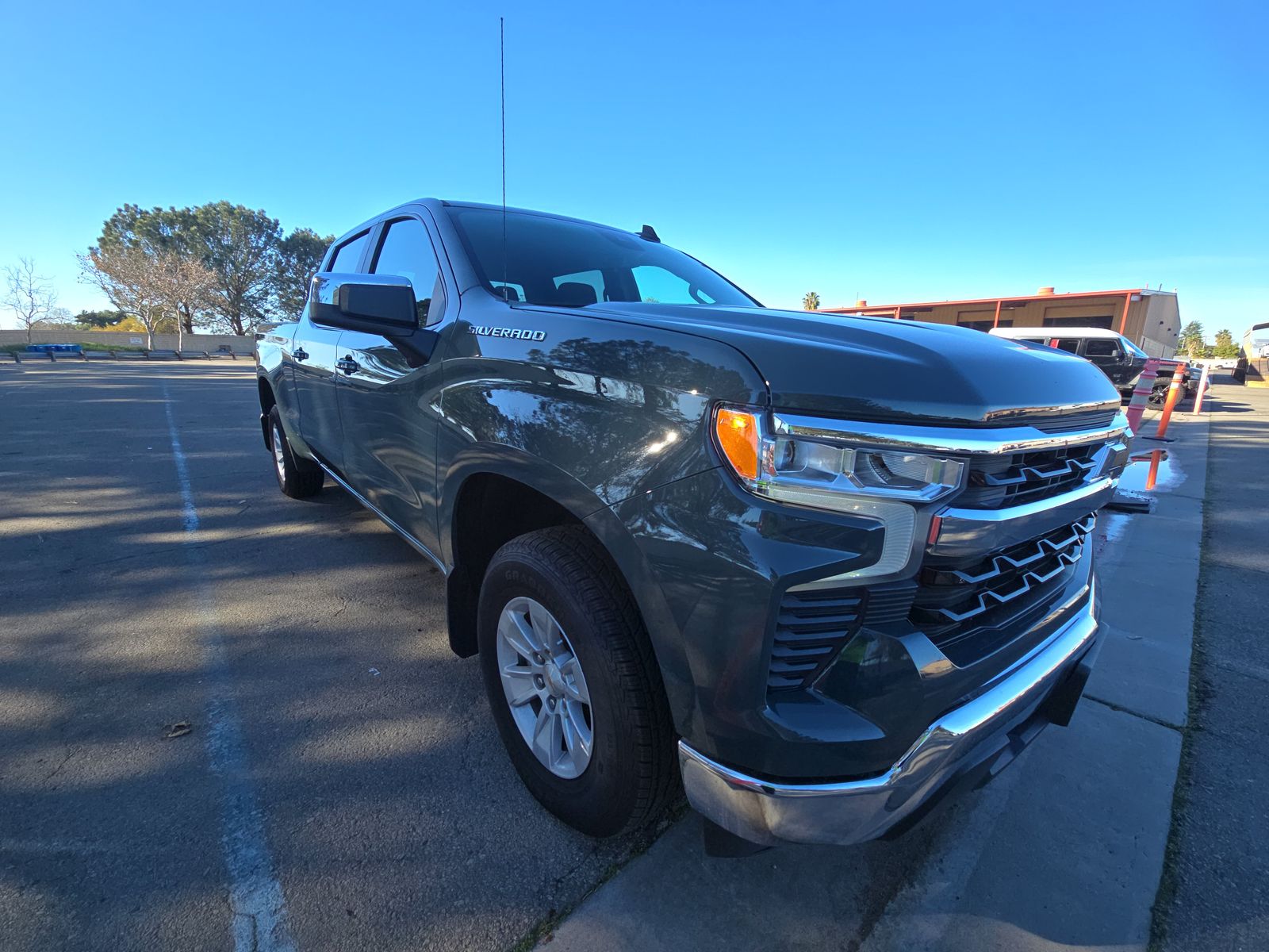 2025 Chevrolet Silverado 1500 LT RWD