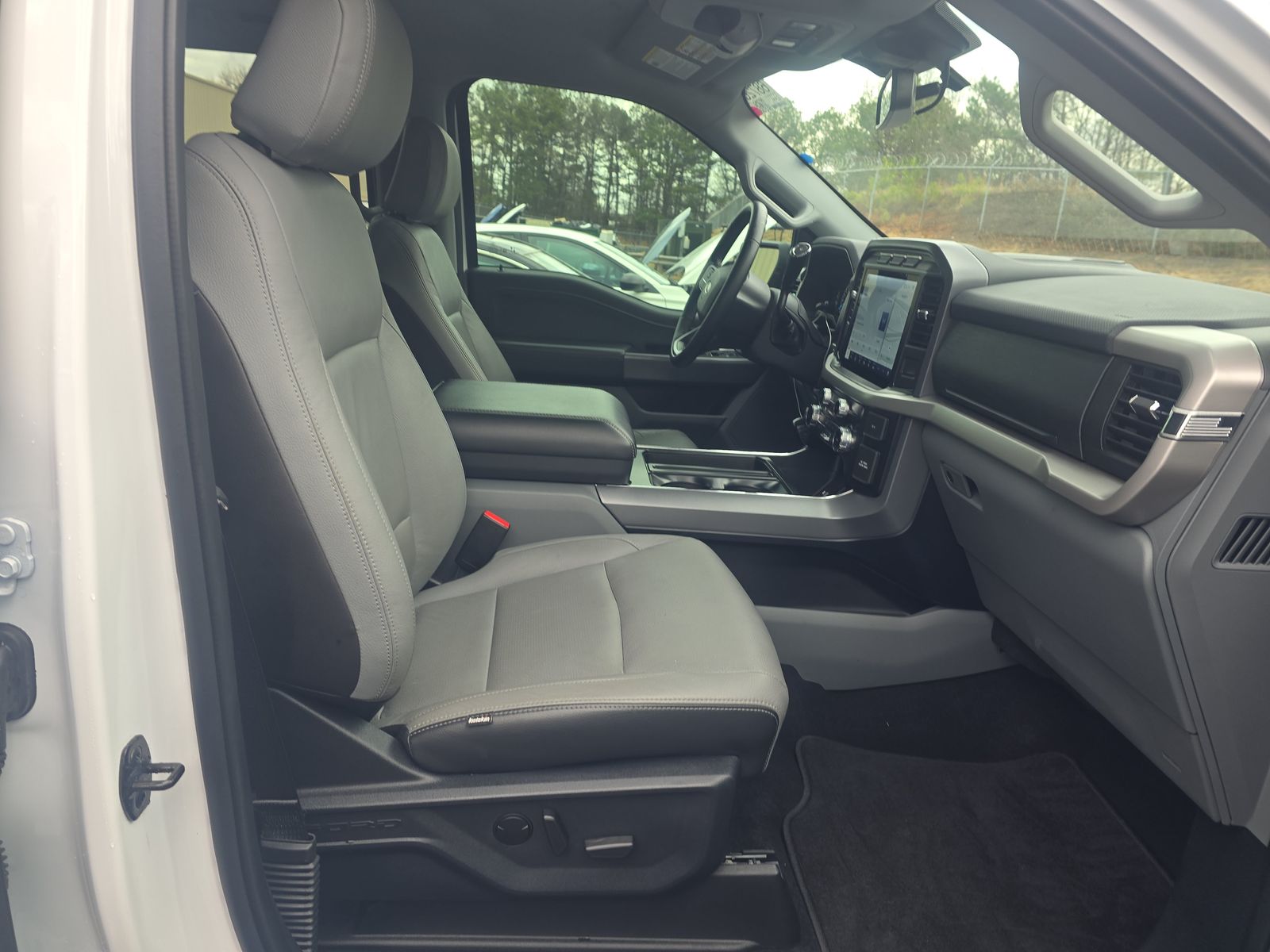 2023 Ford F-150 XLT RWD