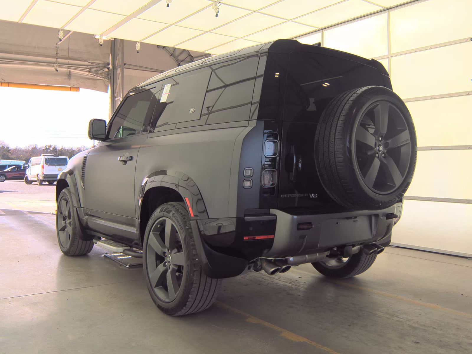 2022 Land Rover Defender 90 V8 AWD