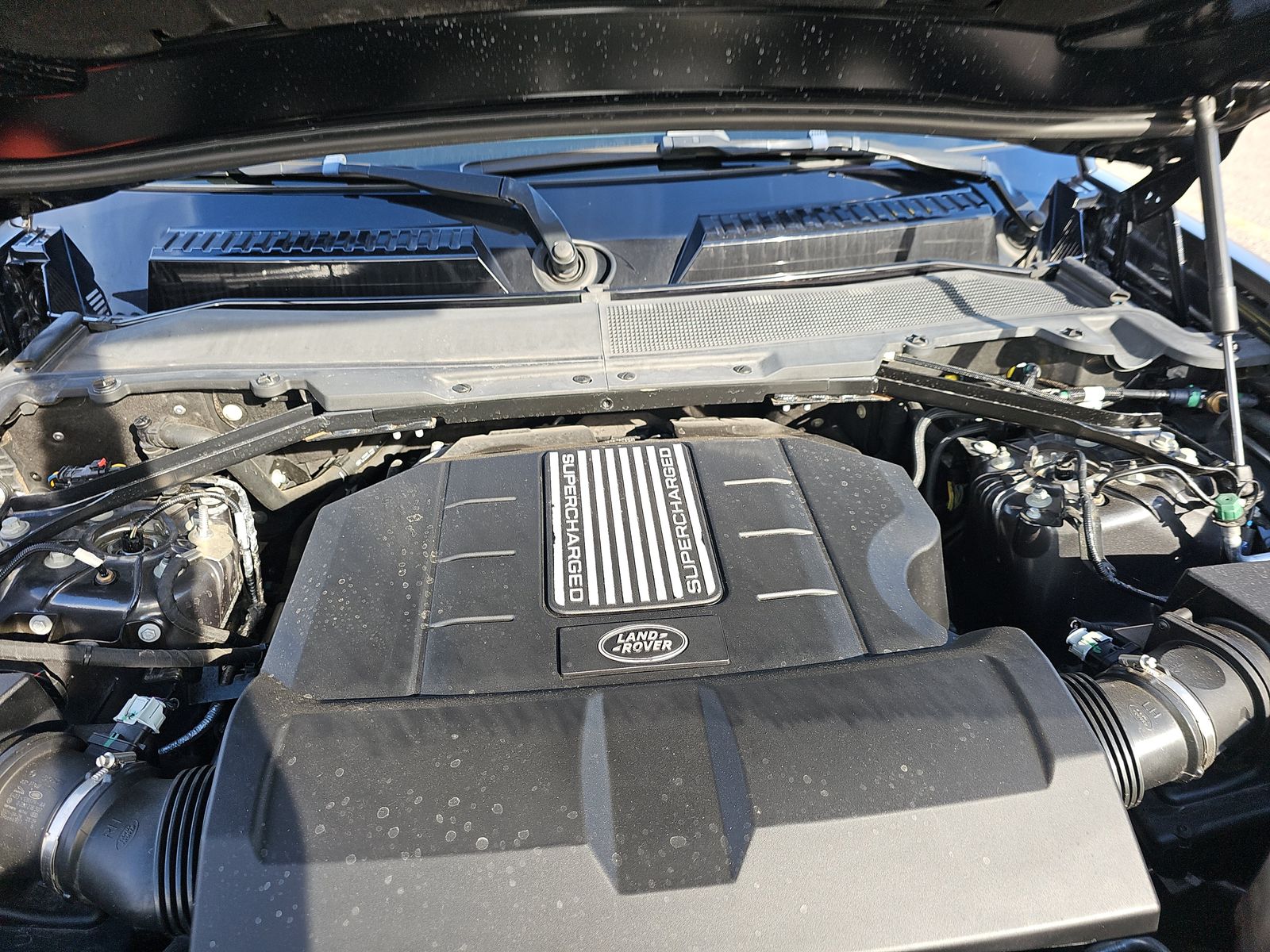 2022 Land Rover Defender 90 V8 AWD