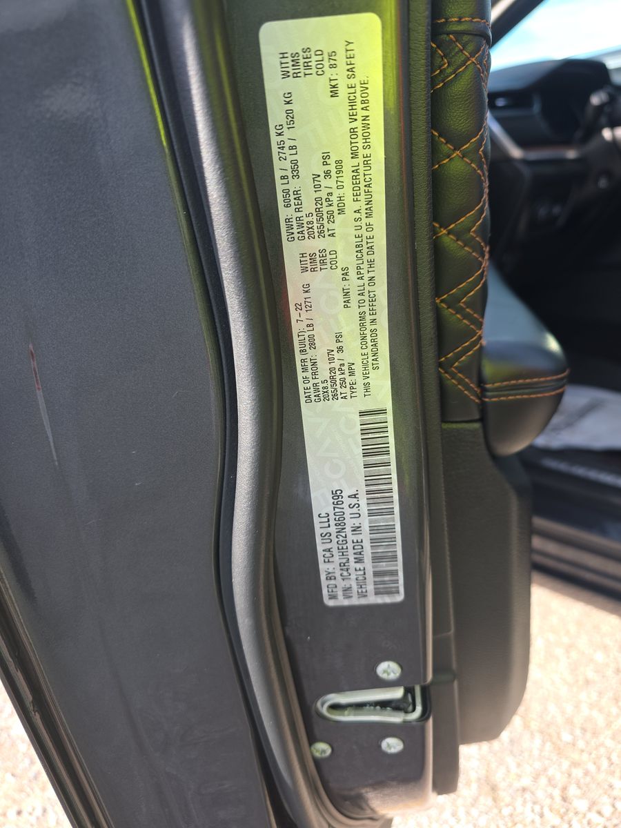 2022 Jeep Grand Cherokee Summit AWD