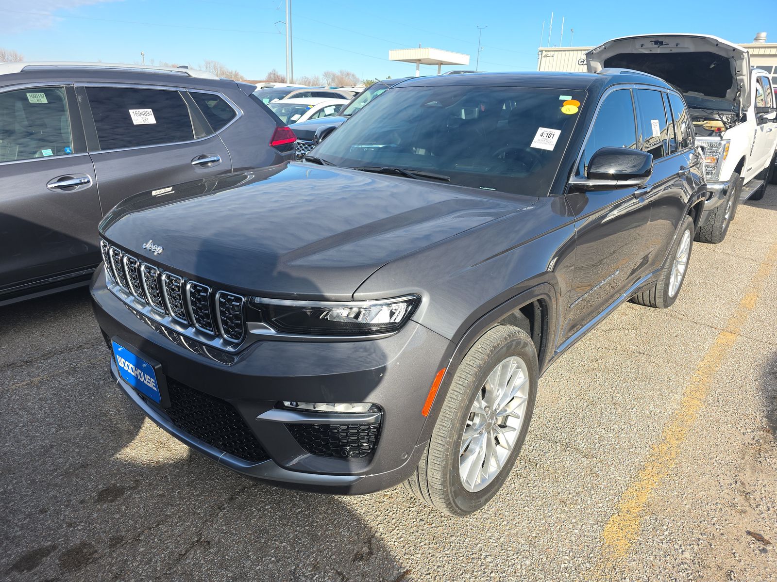 2022 Jeep Grand Cherokee Summit AWD