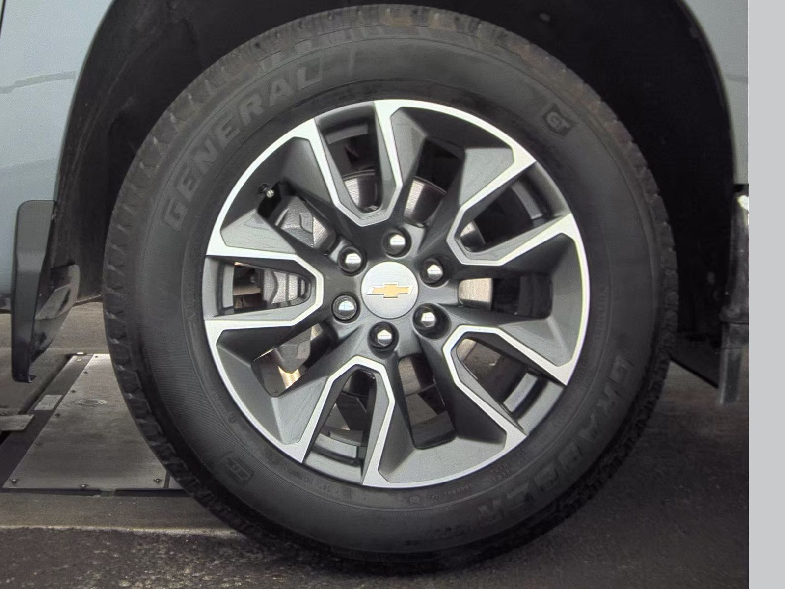 2024 Chevrolet Silverado 1500 LT RWD