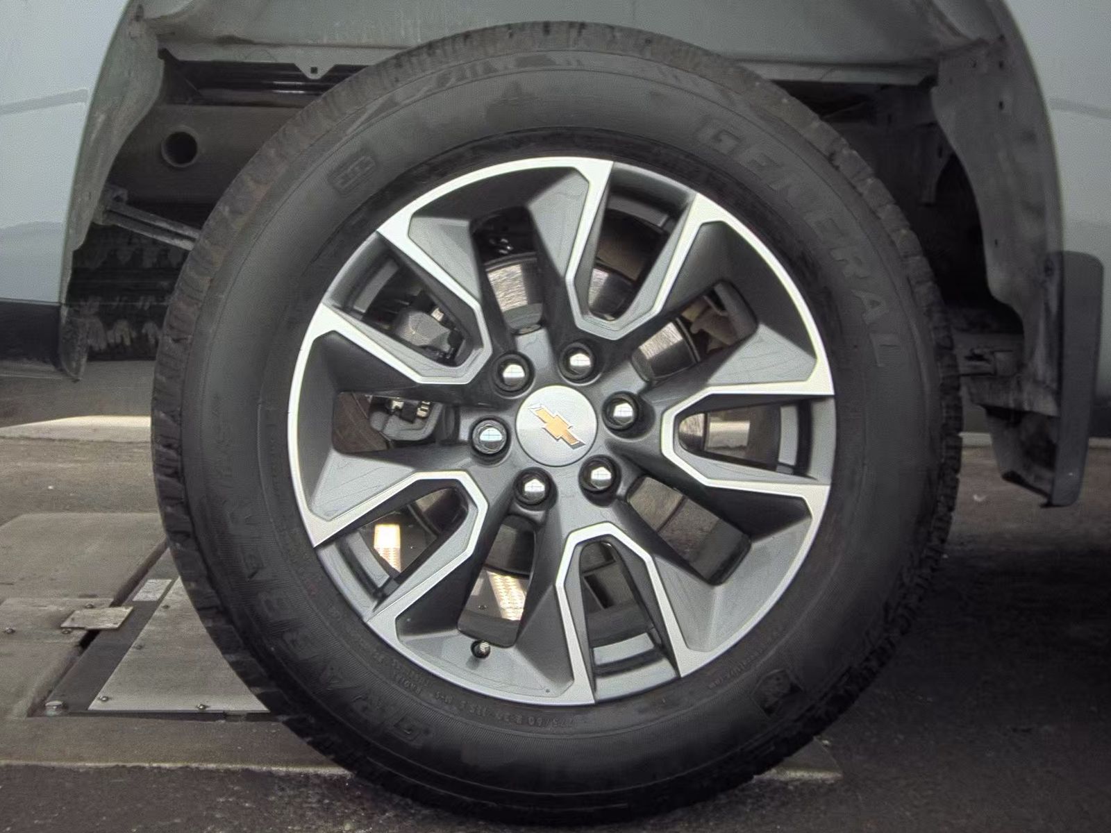 2024 Chevrolet Silverado 1500 LT RWD