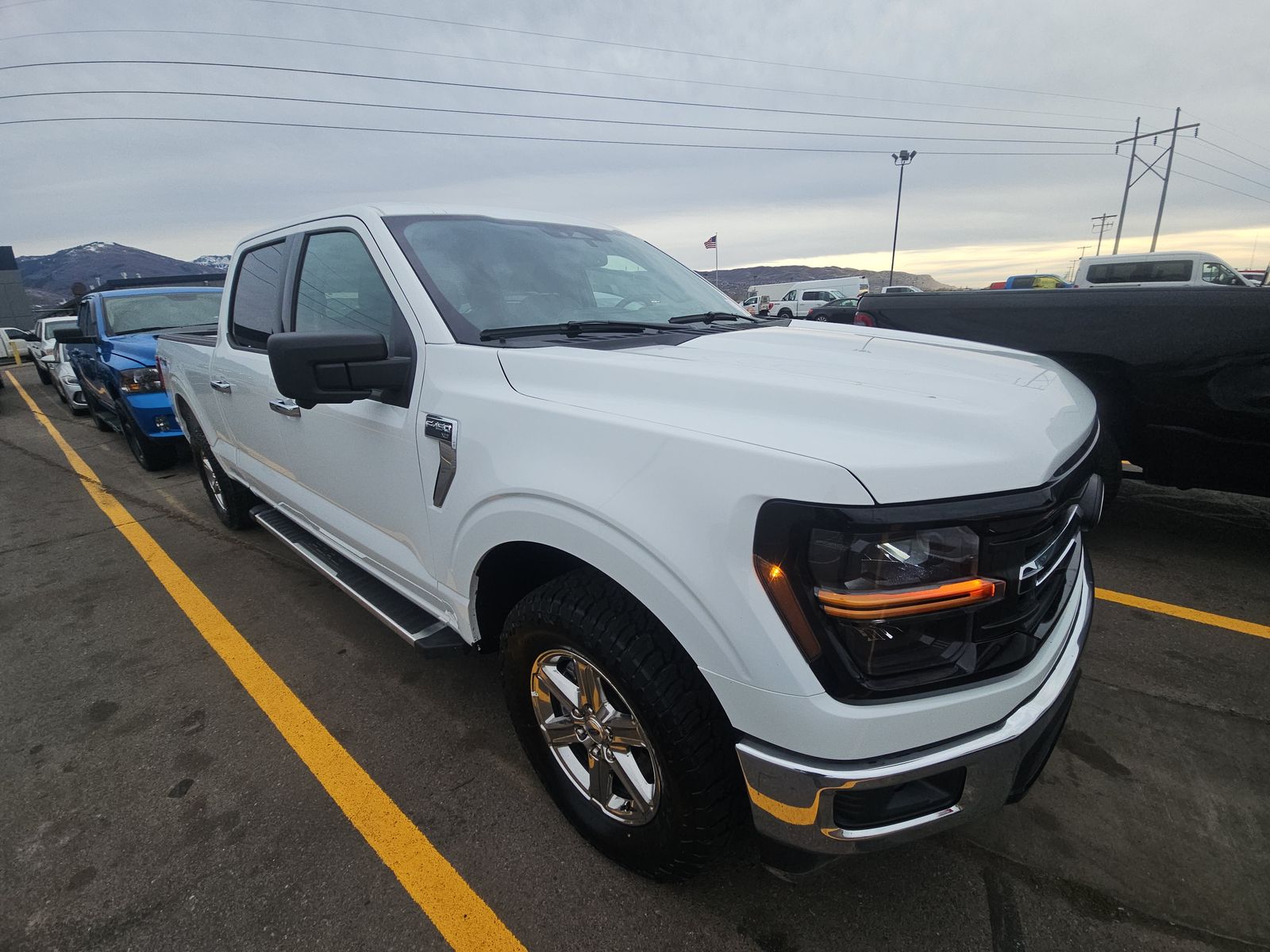 2024 Ford F-150 XLT AWD