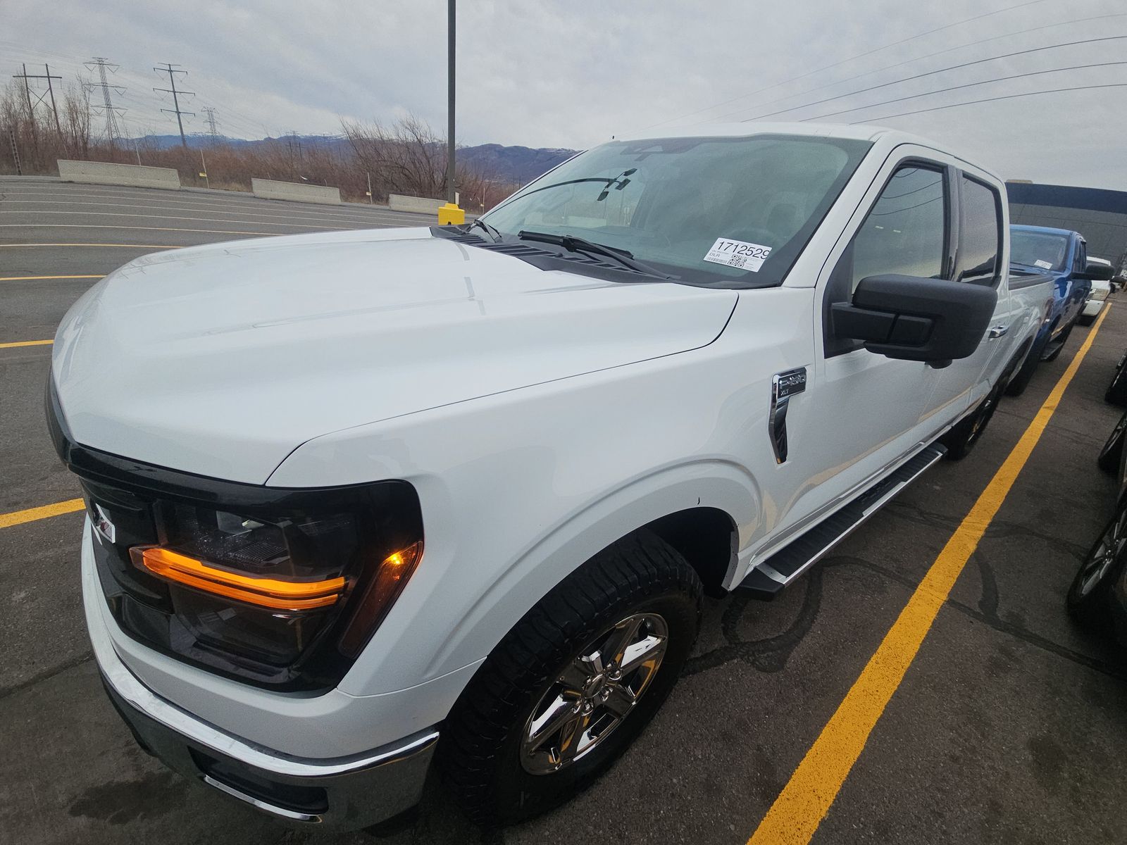 2024 Ford F-150 XLT AWD