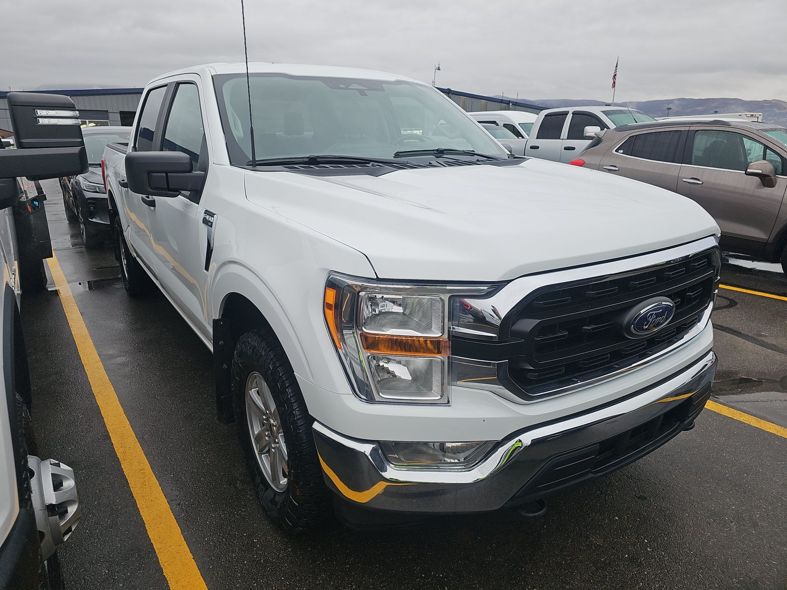 2022 Ford F-150 XLT AWD
