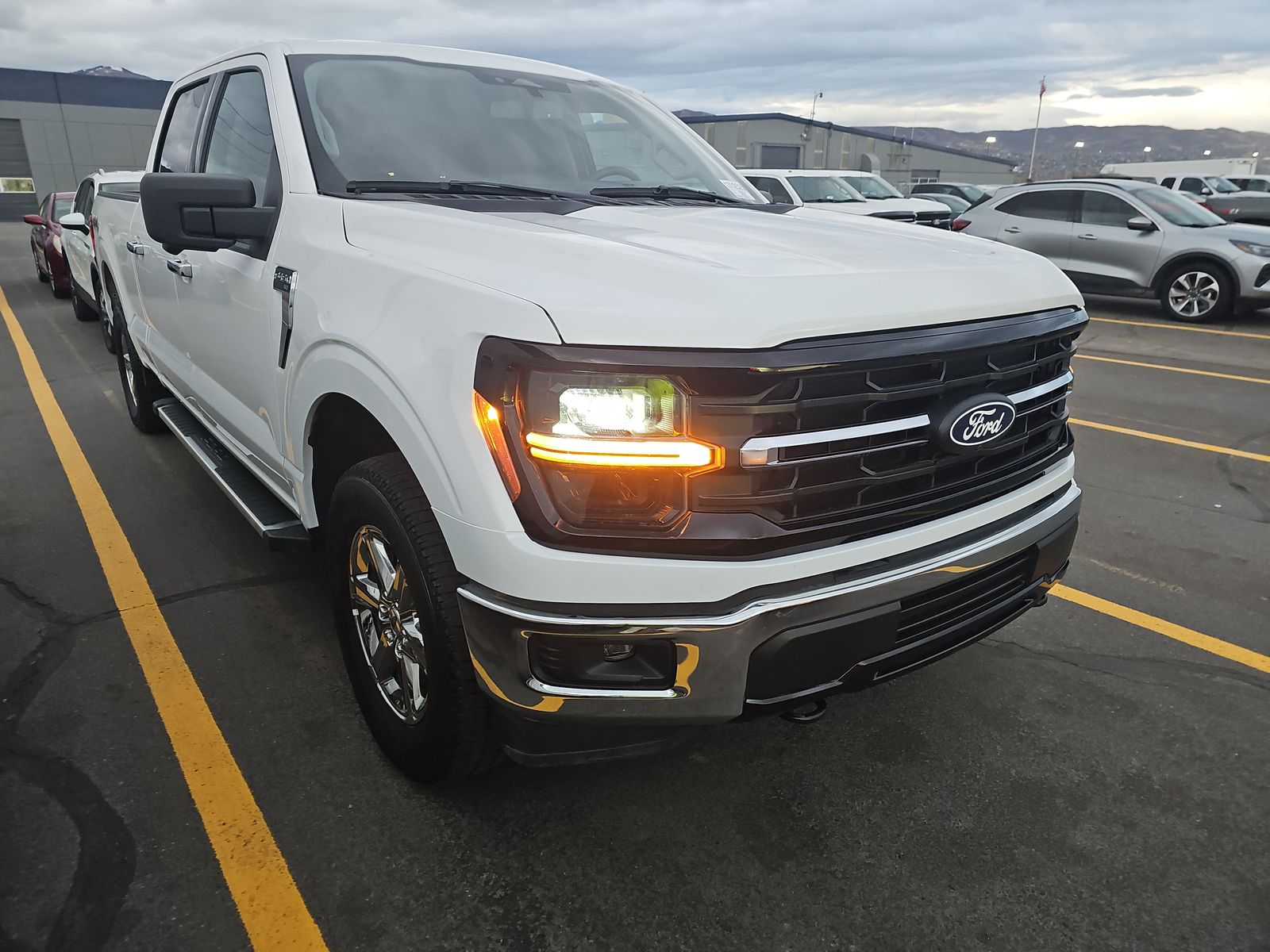 2024 Ford F-150 XLT AWD