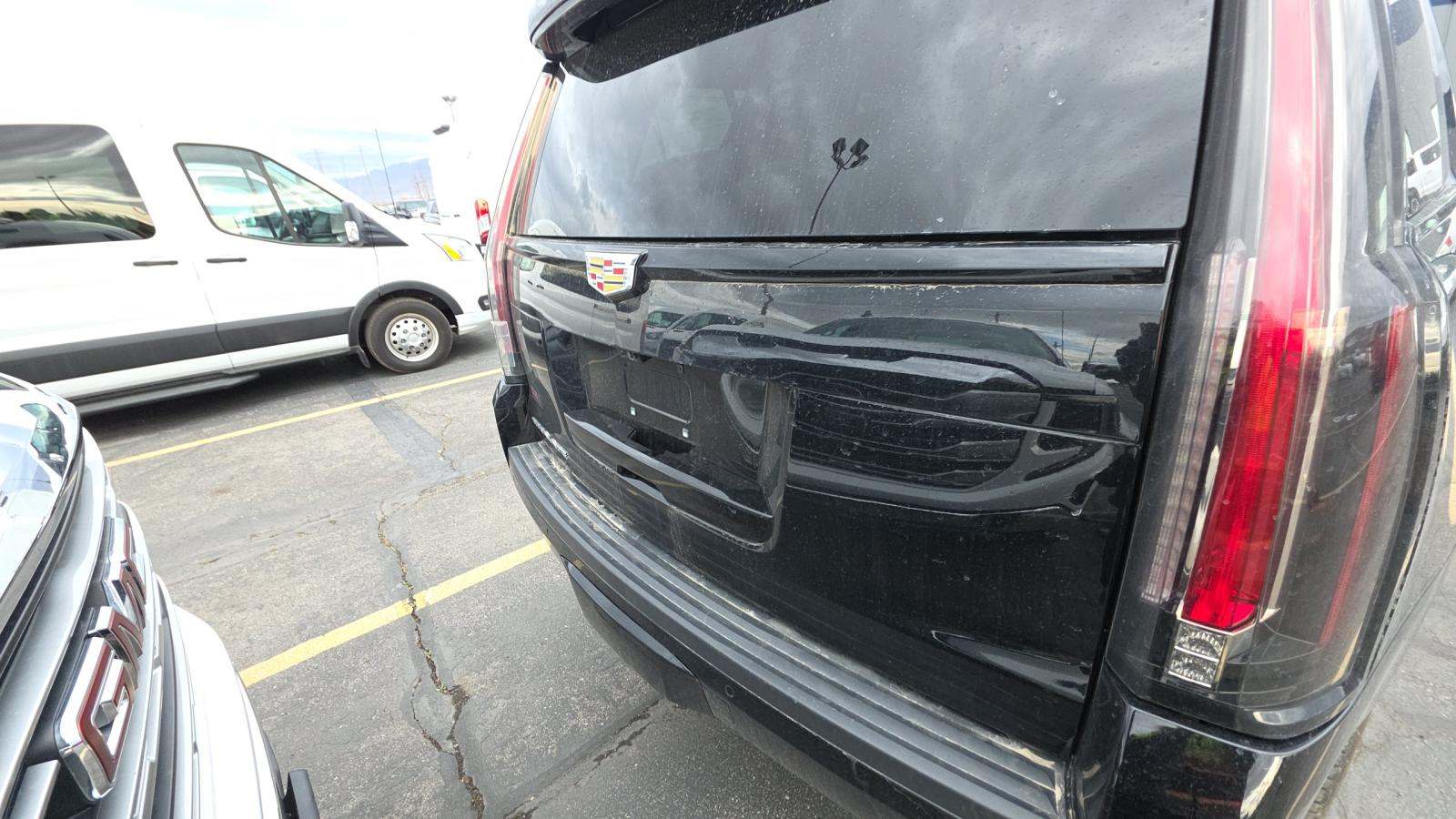 2020 Cadillac Escalade Platinum AWD