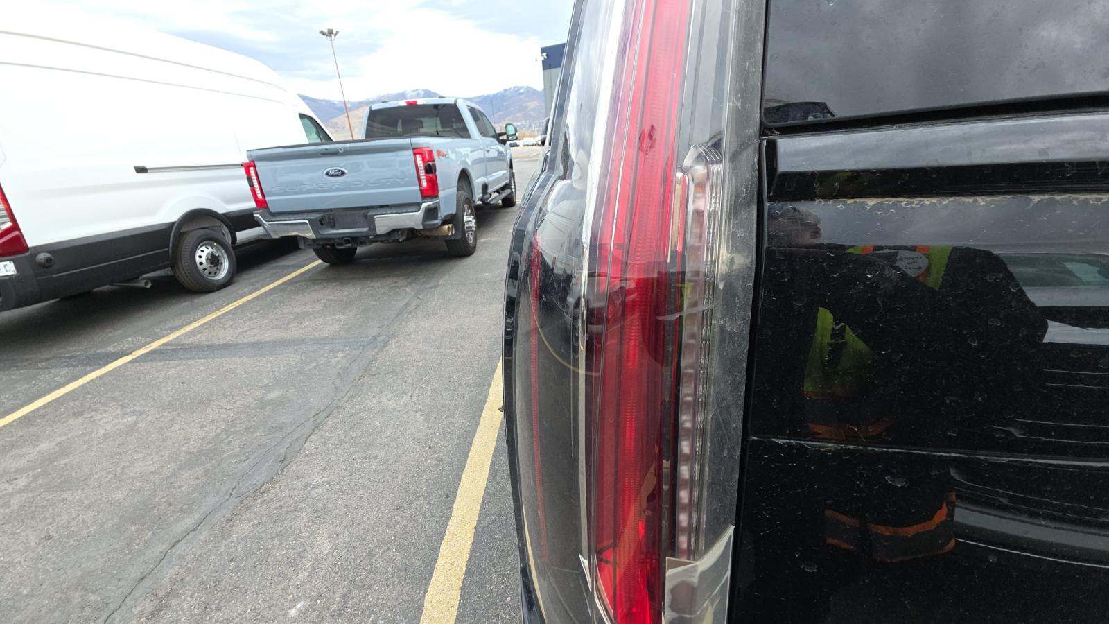 2020 Cadillac Escalade Platinum AWD