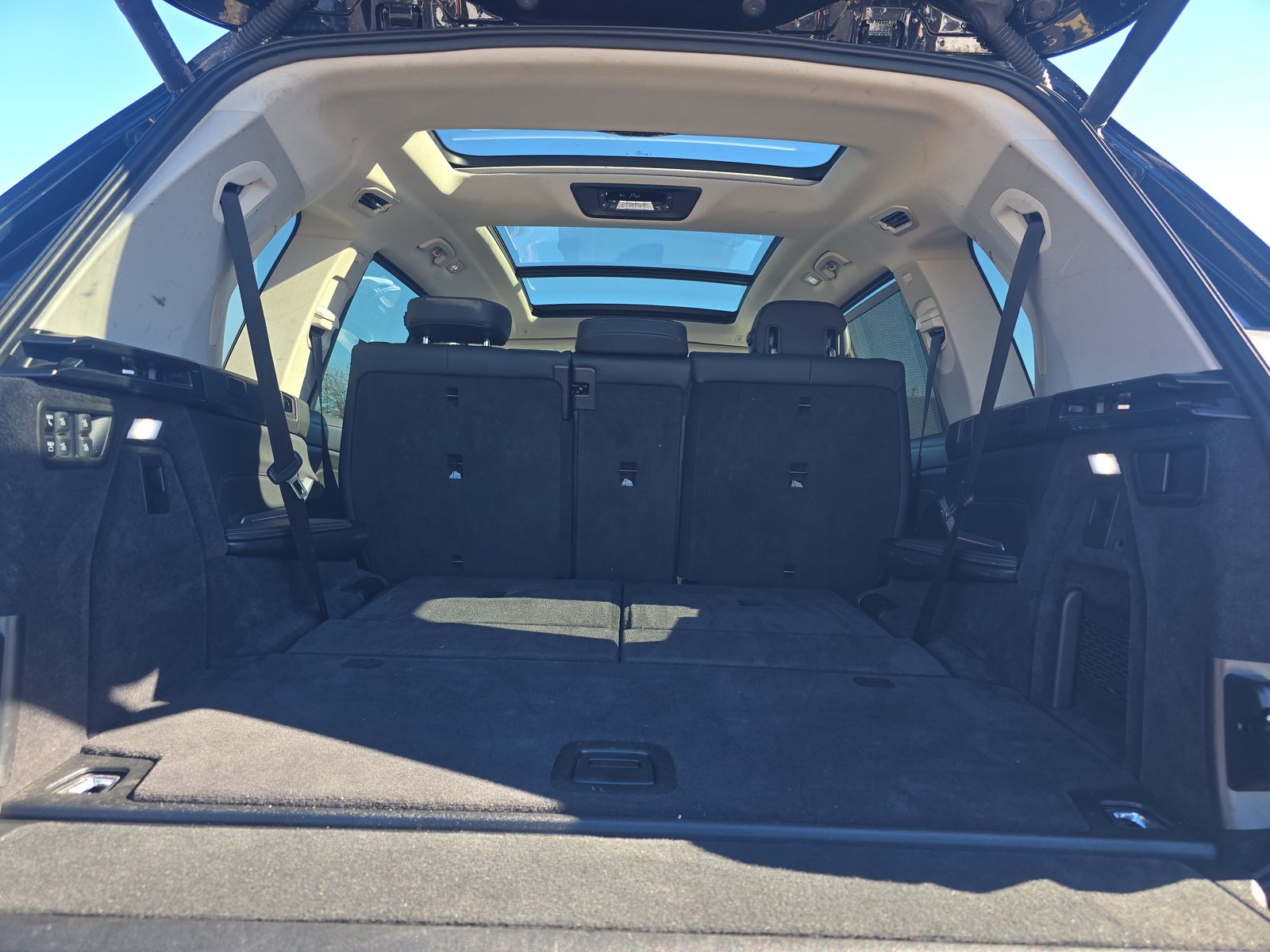 2025 BMW X7 xDrive40i AWD