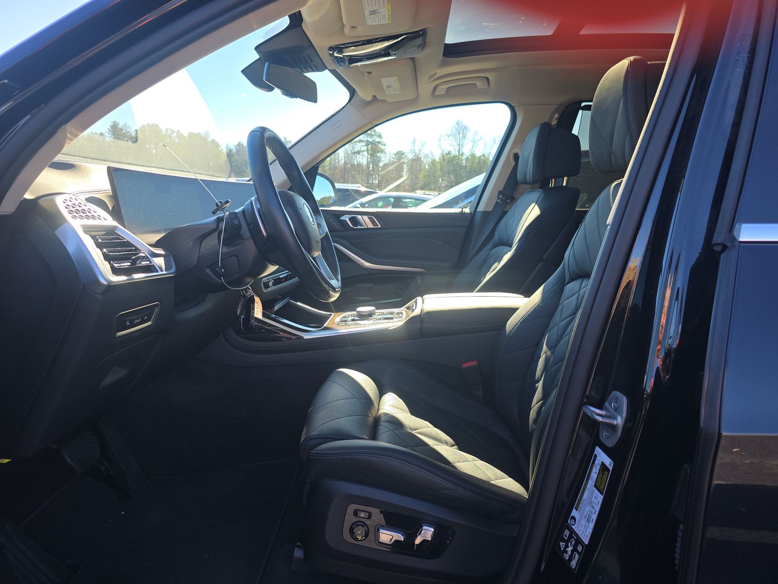 2025 BMW X7 xDrive40i AWD