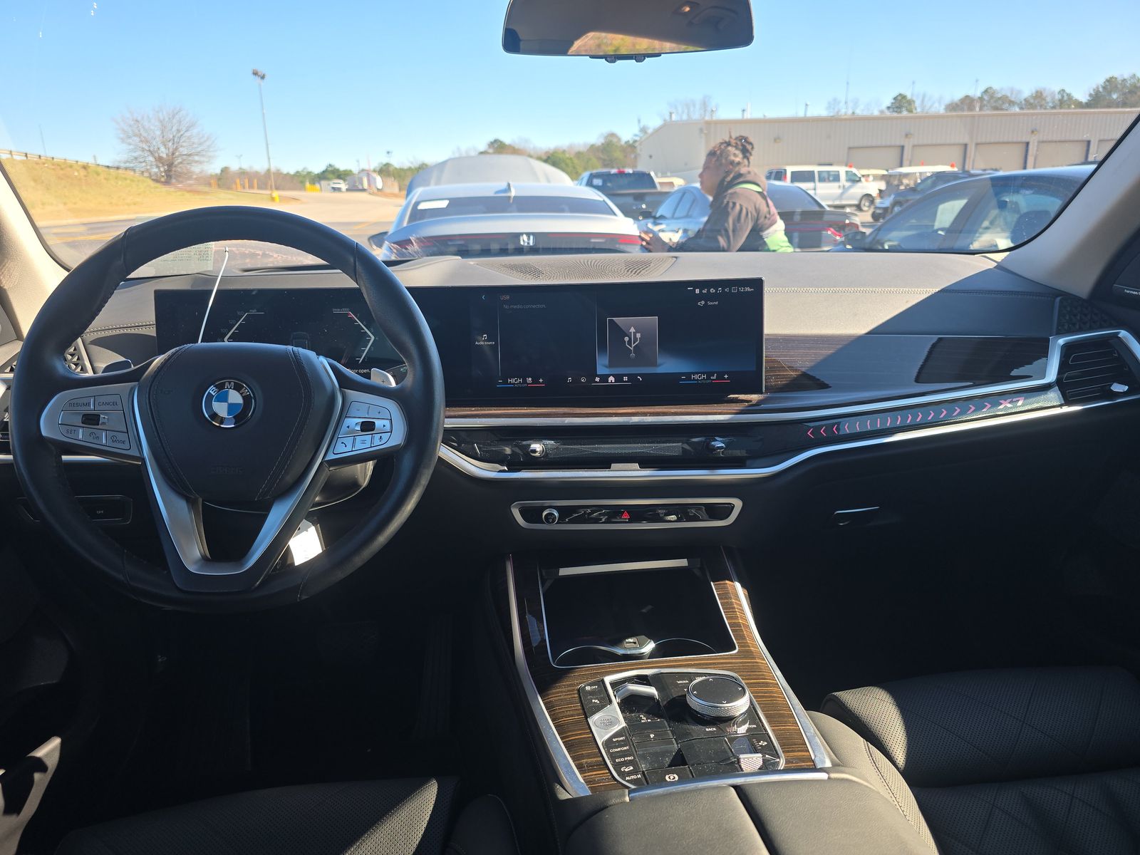 2025 BMW X7 xDrive40i AWD