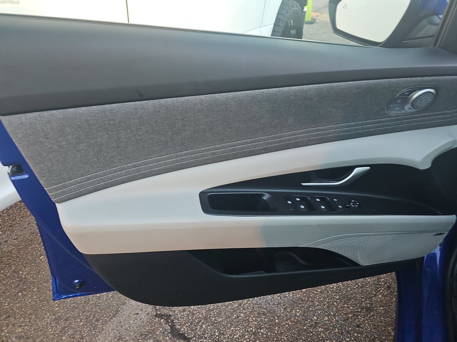 2025 Hyundai Elantra Hybrid Limited FWD