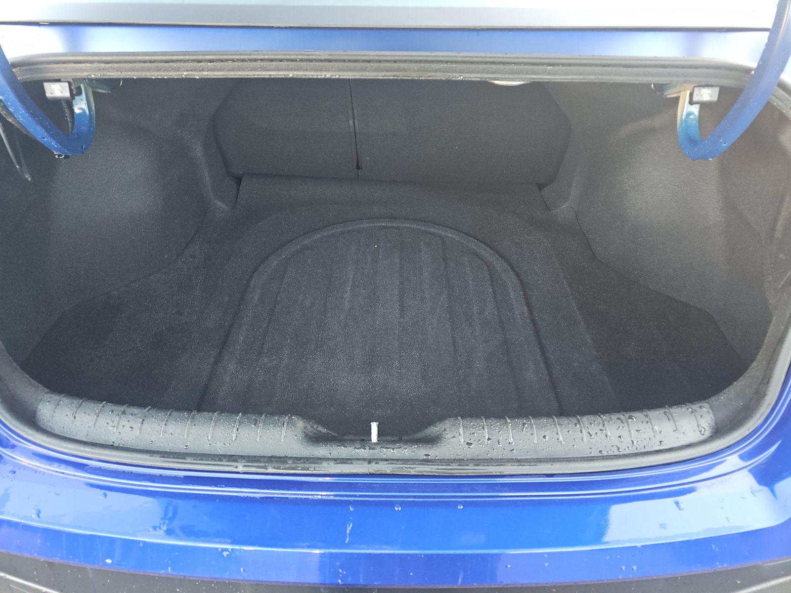 2025 Hyundai Elantra Hybrid Limited FWD