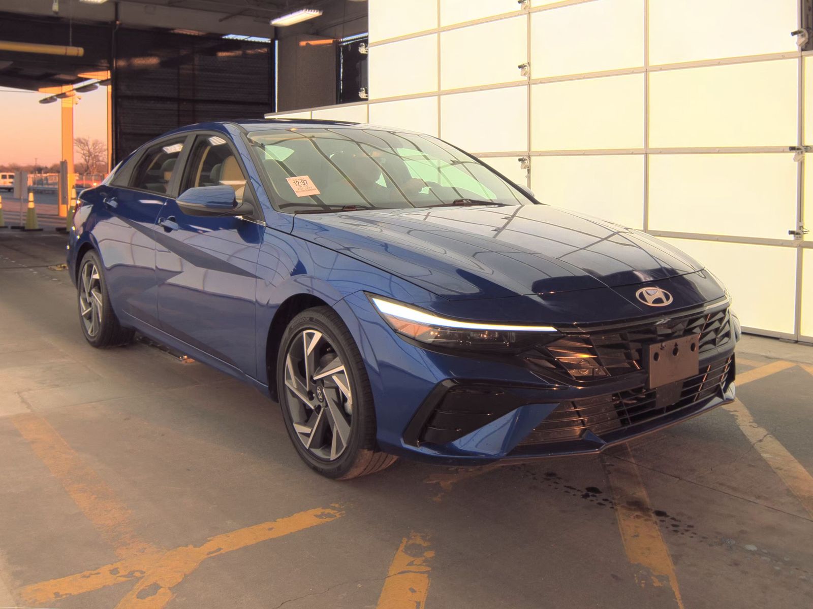 2025 Hyundai Elantra Hybrid Limited FWD