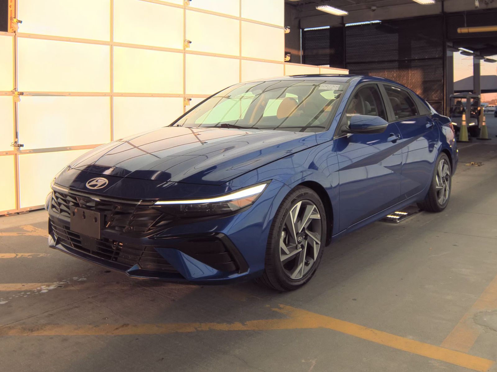 2025 Hyundai Elantra Hybrid Limited FWD