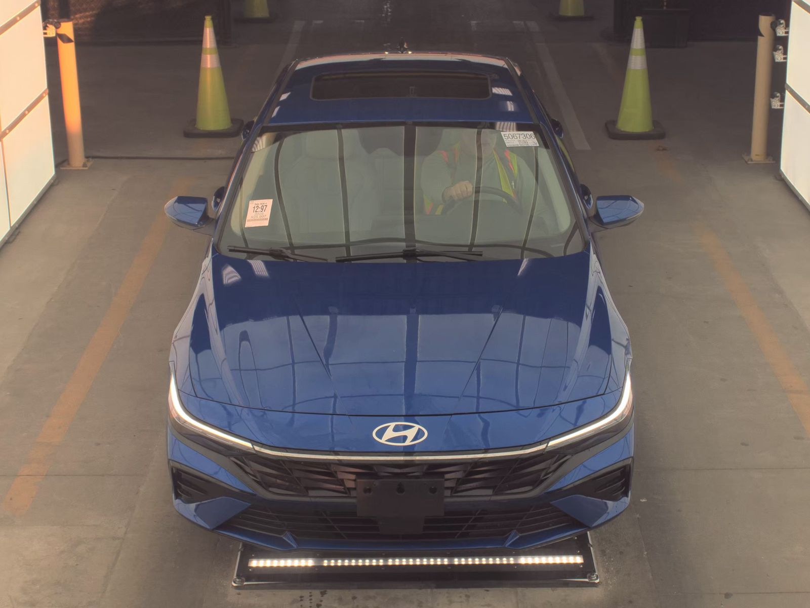 2025 Hyundai Elantra Hybrid Limited FWD