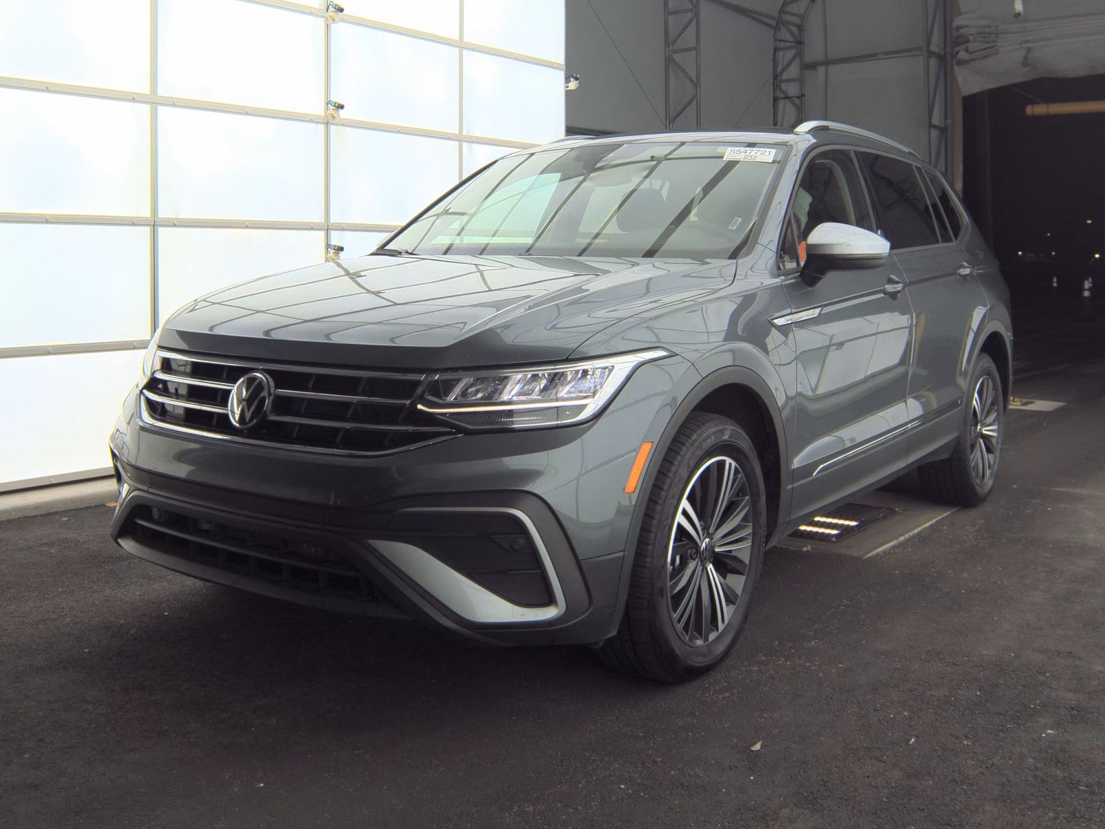 2024 Volkswagen Tiguan 2.0T Wolfsburg Edition FWD