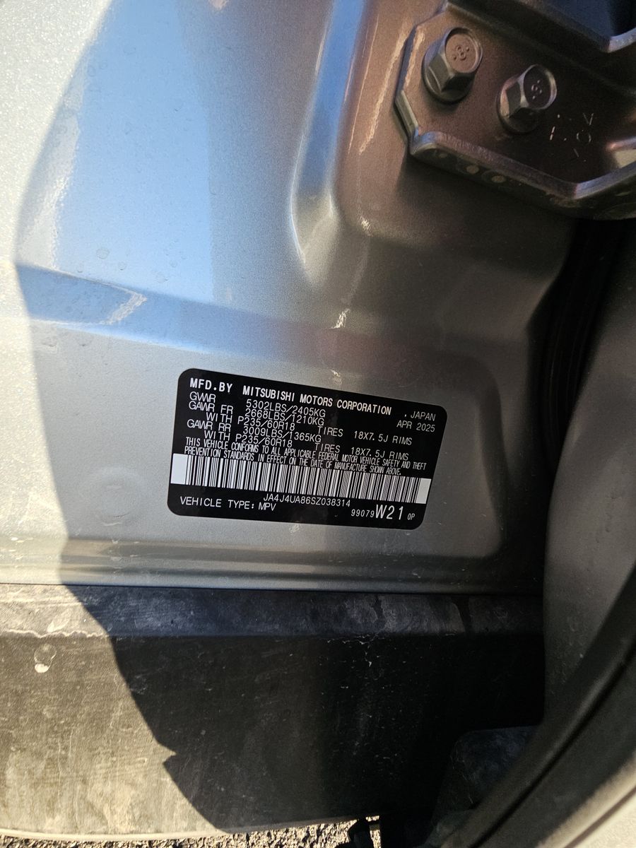 2025 Mitsubishi Outlander ES AWD