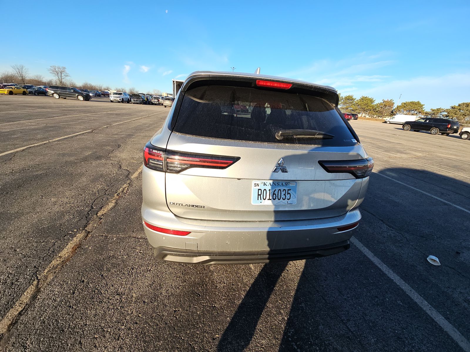 2025 Mitsubishi Outlander ES AWD