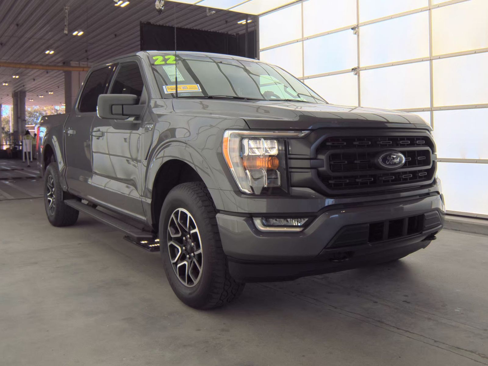 2022 Ford F-150 XLT AWD