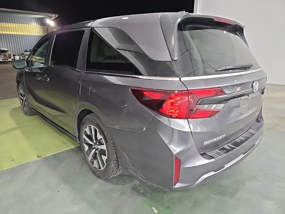 2025 Honda Odyssey EX-L FWD