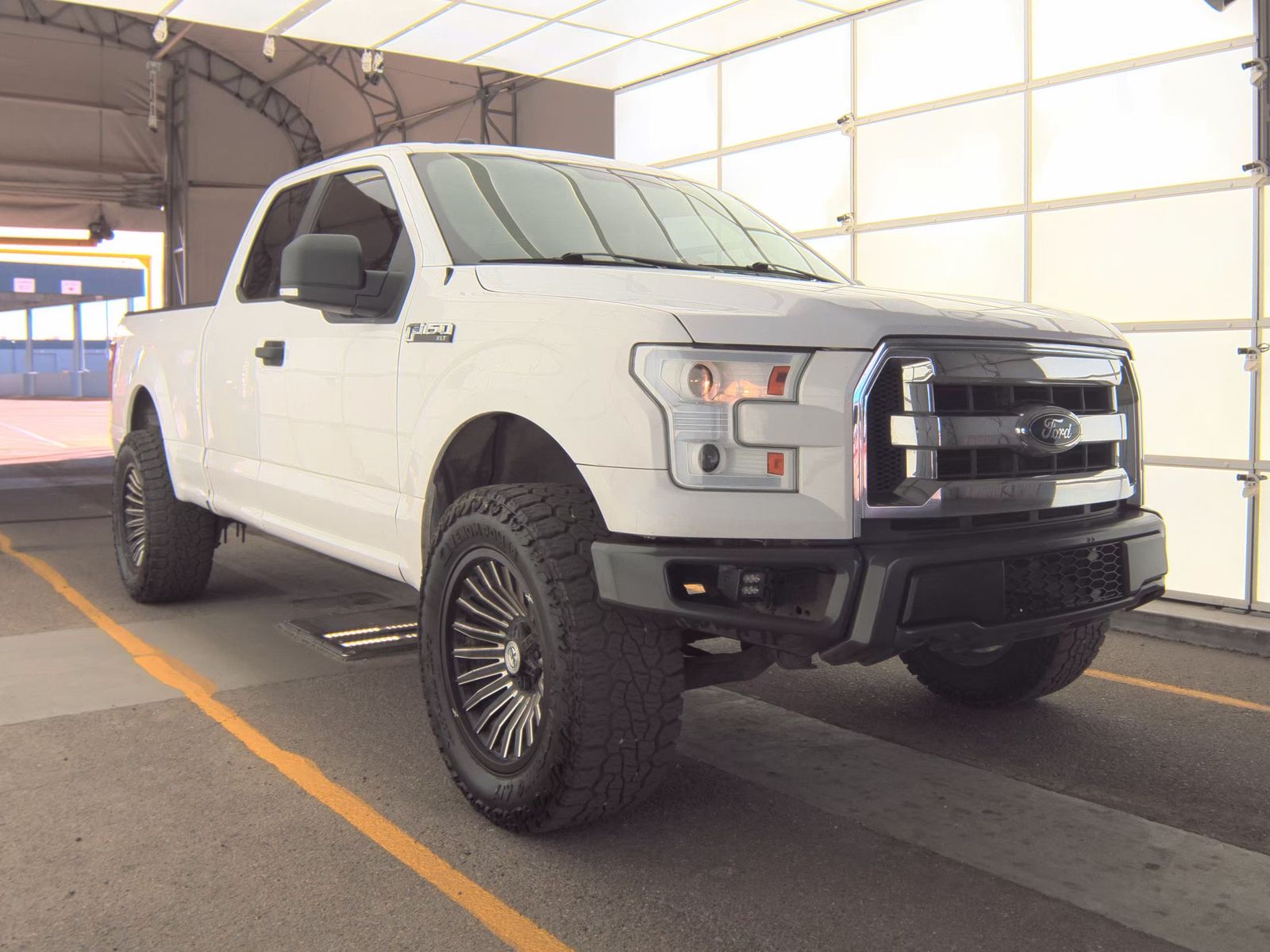 2016 Ford F-150 XLT RWD
