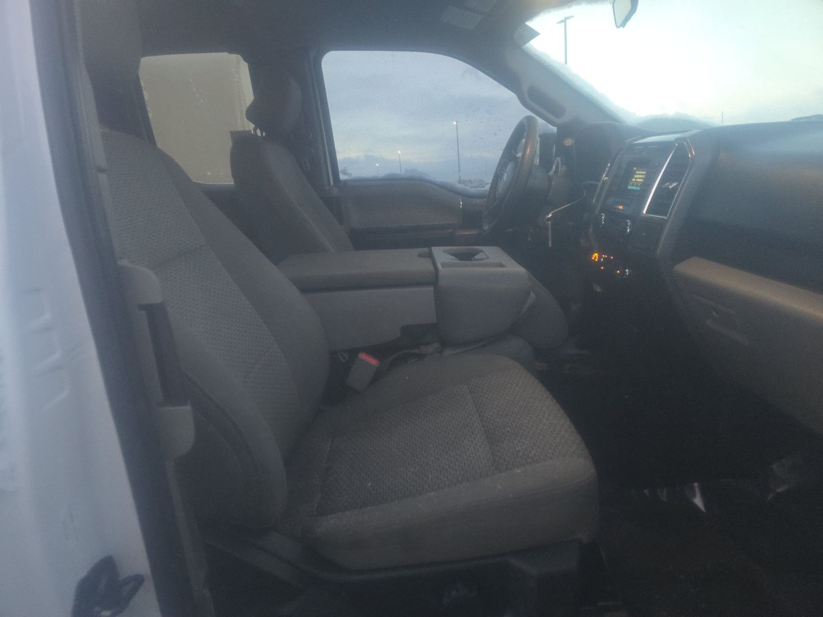 2016 Ford F-150 XLT RWD