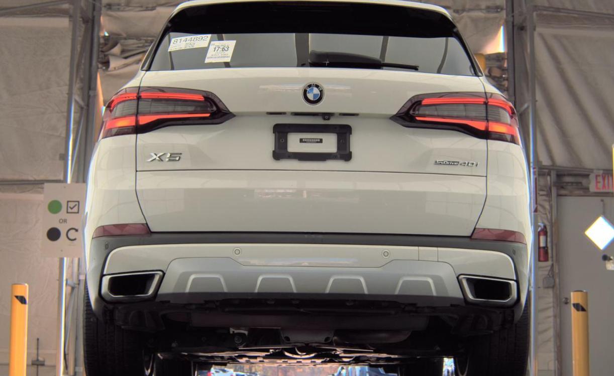 2021 BMW X5 sDrive40i RWD