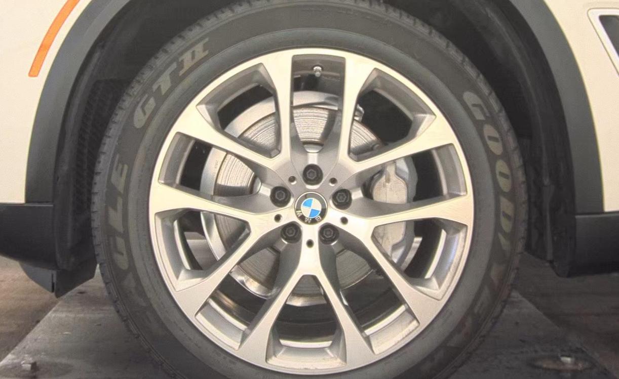 2021 BMW X5 sDrive40i RWD