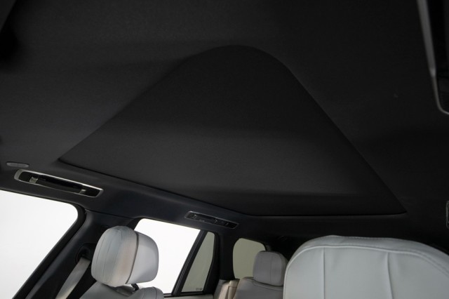 2024 Land Rover Range Rover SE AWD