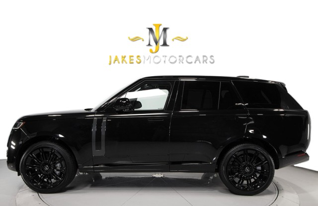 2024 Land Rover Range Rover SE AWD