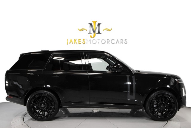 2024 Land Rover Range Rover SE AWD